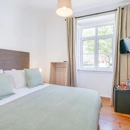 ゲストハウス Alvalade Palace