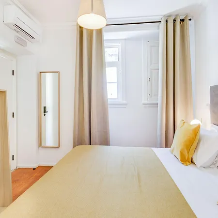 Pensión Alvalade Palace 4*