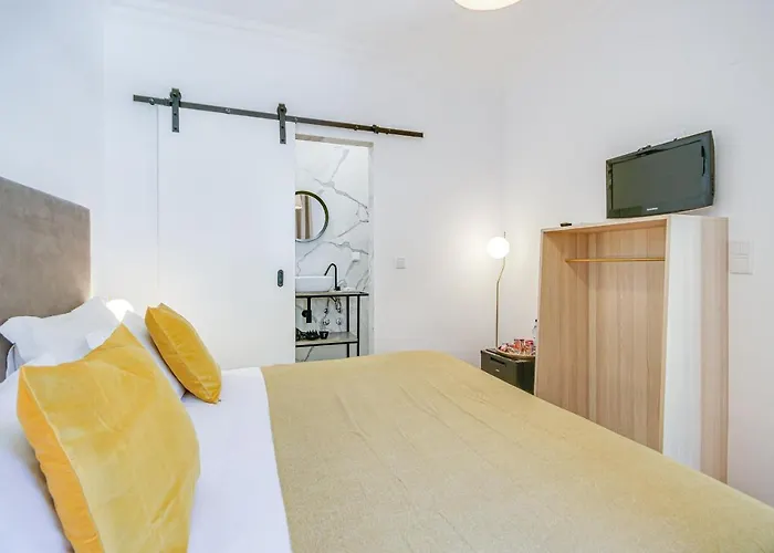 Guest house Alvalade Palace Lisbon