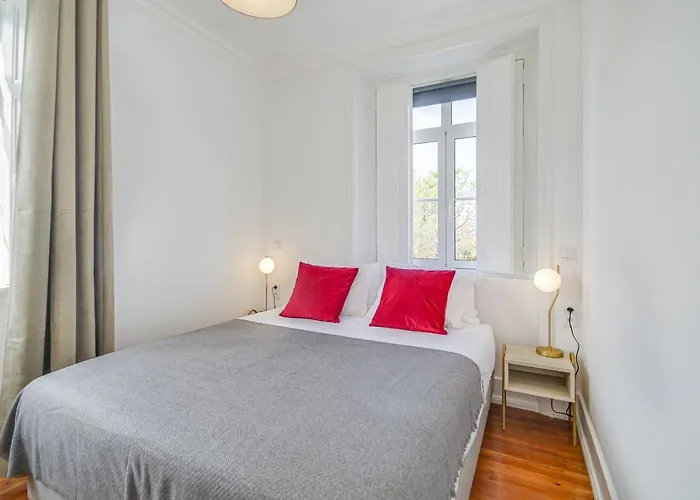 Alvalade Palace Guest house 4*