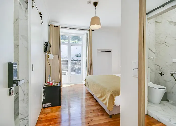 Guest house Alvalade Palace Lisbon