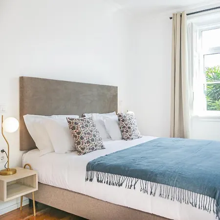 Guest house Alvalade Palace Lisbon