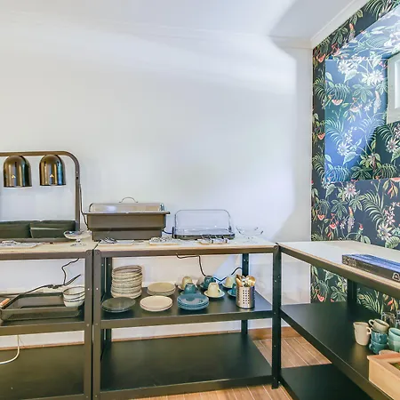 Guest house Alvalade Palace Lisbon